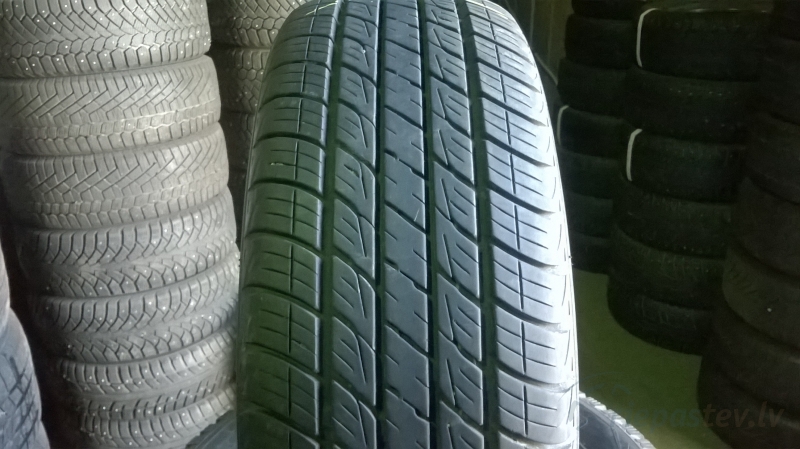 Toyo Premium Touring 200 Ultra 97T