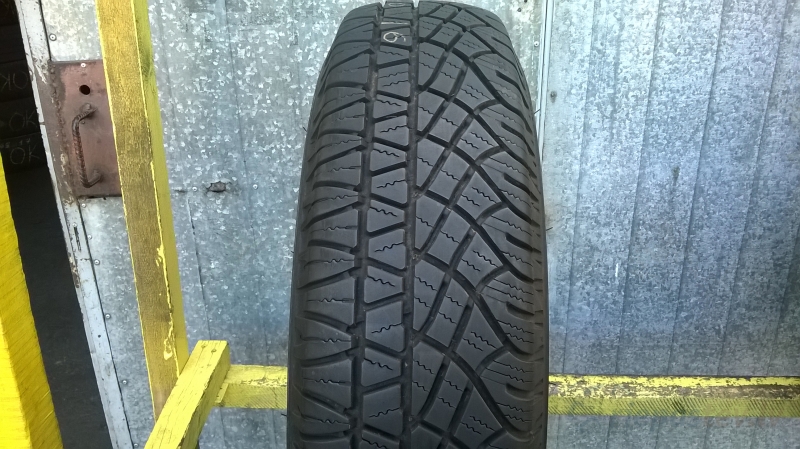 Michelin Latitude Cross 104T