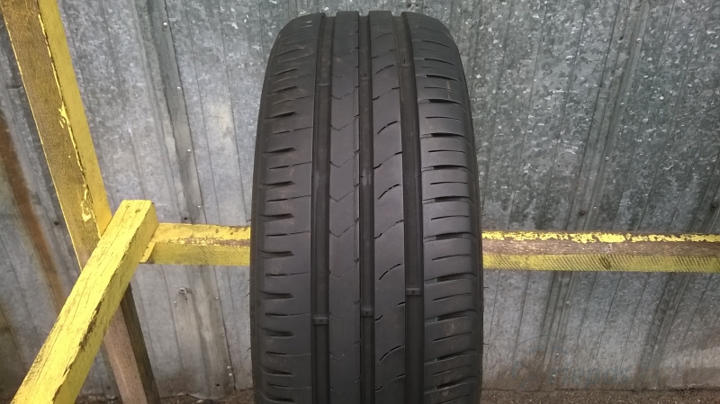 Kumho Ecsta HS51 80V