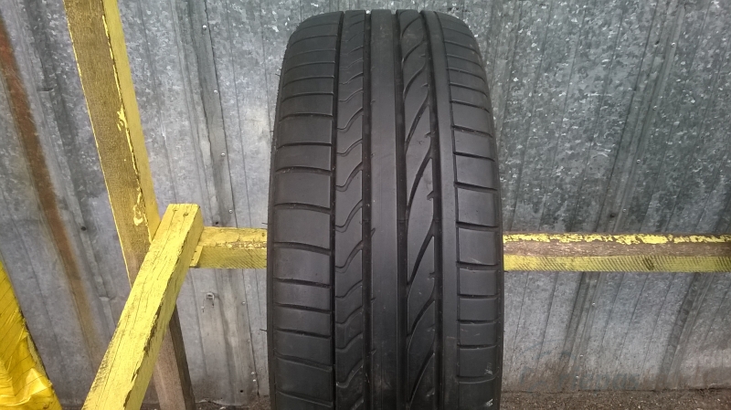 Bridgestone Potenza RE050A 84V