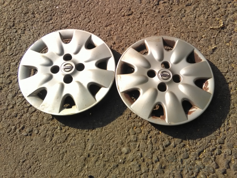 Nissan dekorativie diski (2 gab) 