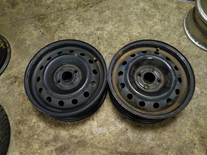 Rover, Honda, Mazda, Toyota, Suzuki tērauda diski(2gab) 