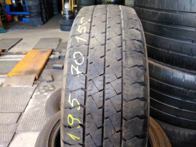 Good Year Cargo G26 104R