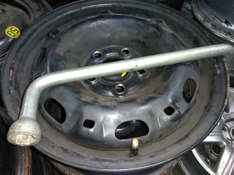 Atslēga riteņa 24 mm 