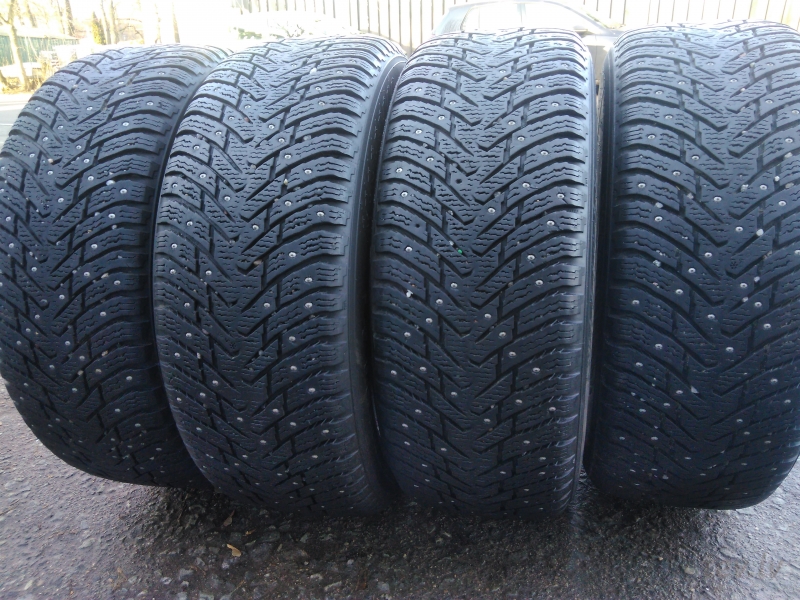 Nokian Hakkapeliitta 8 FRT  97T