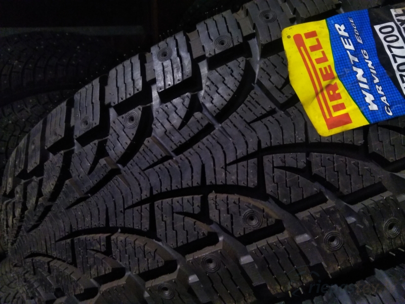 Pirelli Winter Carving Edge 