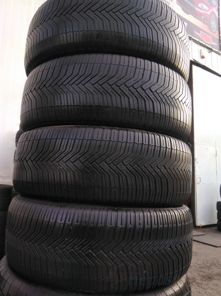 Michelin Cross Climate Suv 105W