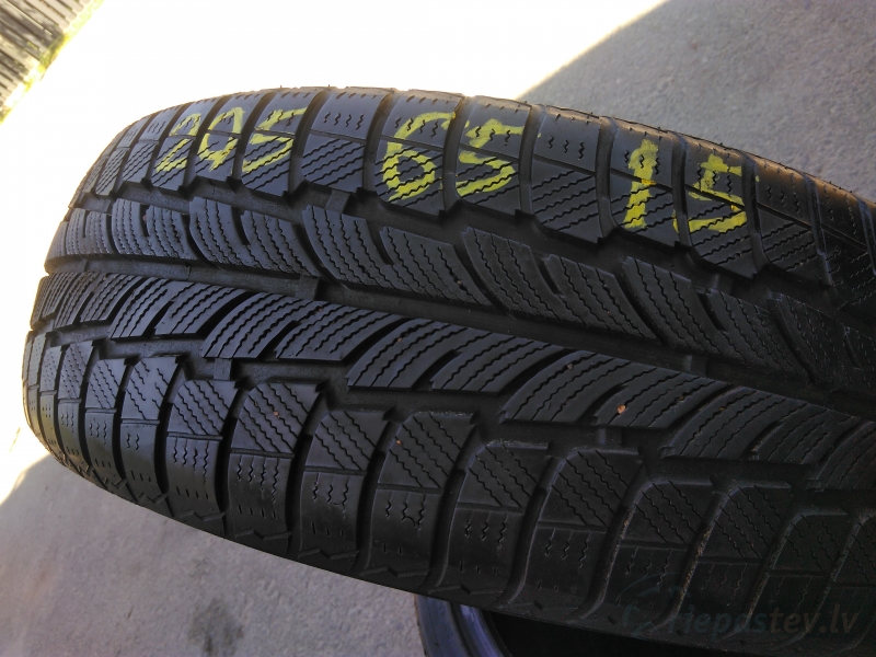 RoyalBlack RoyalSnow 94H