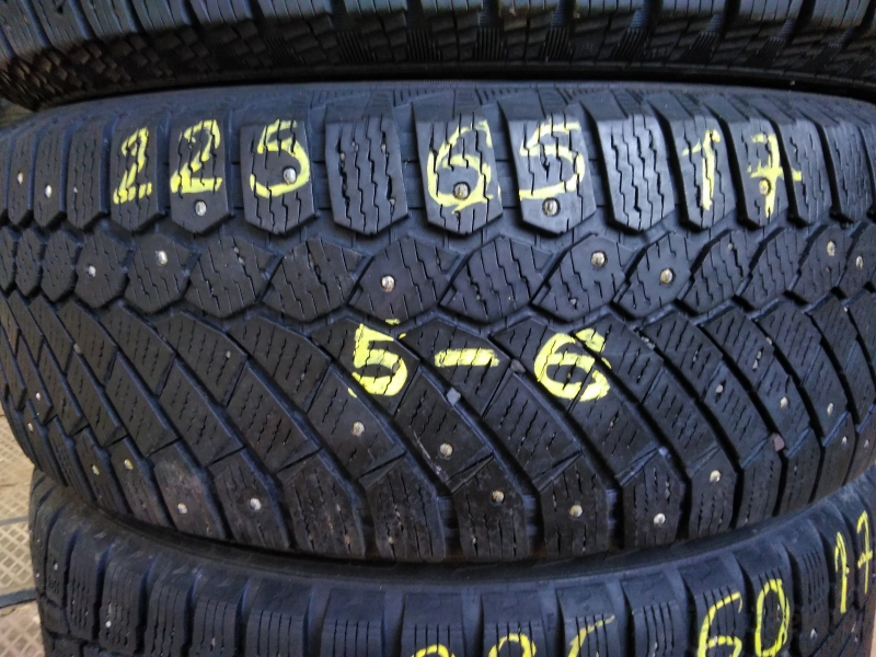 Continental Ice Contact 4 x 4 102T