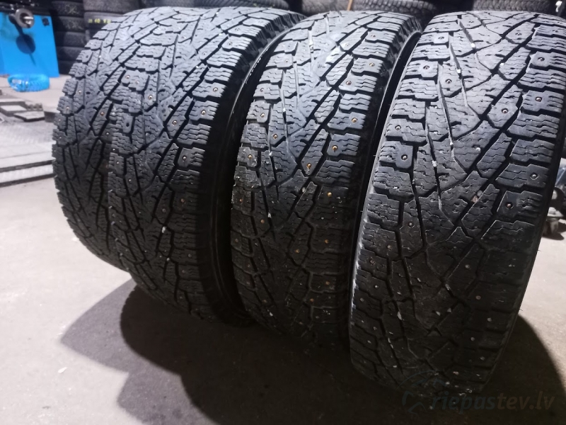 Nokian Hakkapeliitta C3 107R