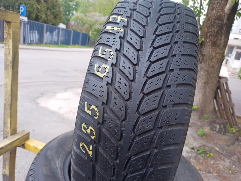 GT Radial Savero WT 104T