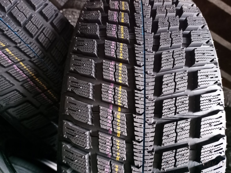 Kenda Icetec KR27 92H