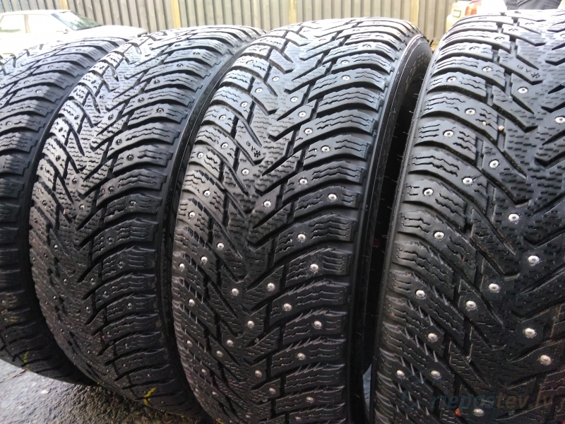 Nokian Hakkapeliitta 8 103T