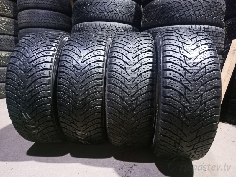 Nokian Hakkapeliitta 8 SuV FRT 99T
