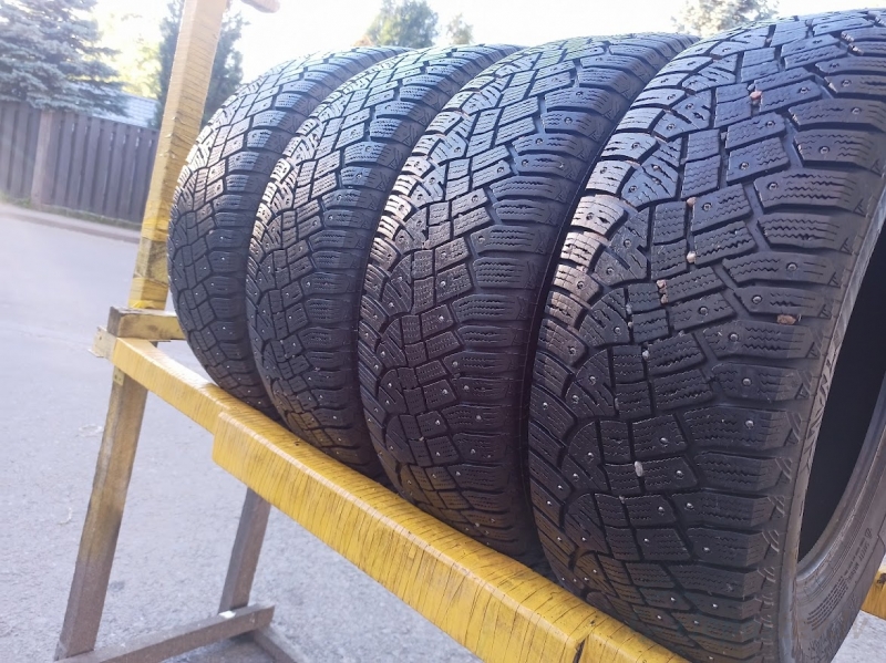 Continental Ice Contact 2 SuV 103T