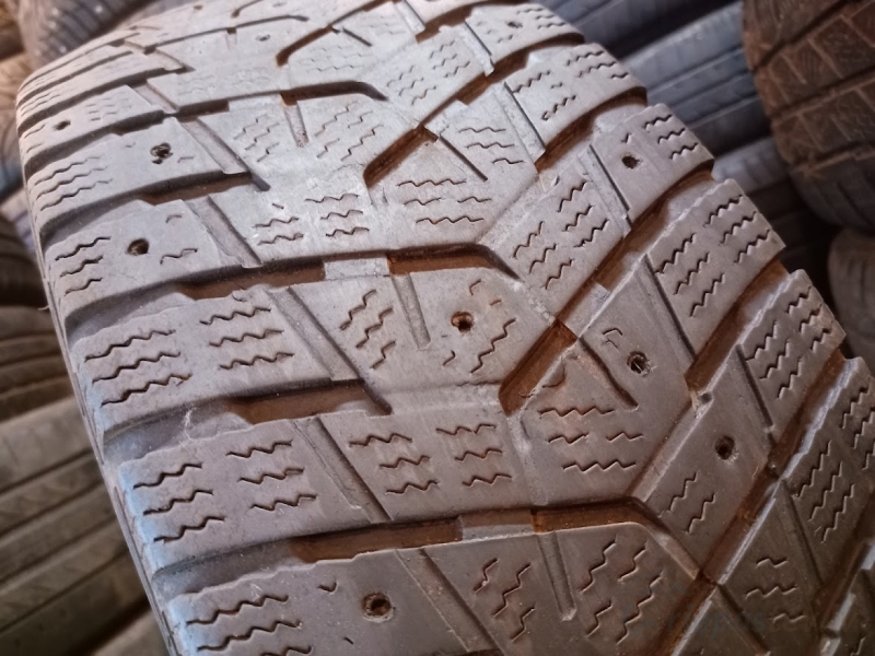 Hankook Winter I'Pike LV 112R