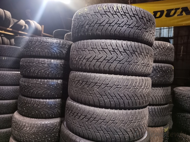 Nokian Hakkapeliitta 8 SuV 103T