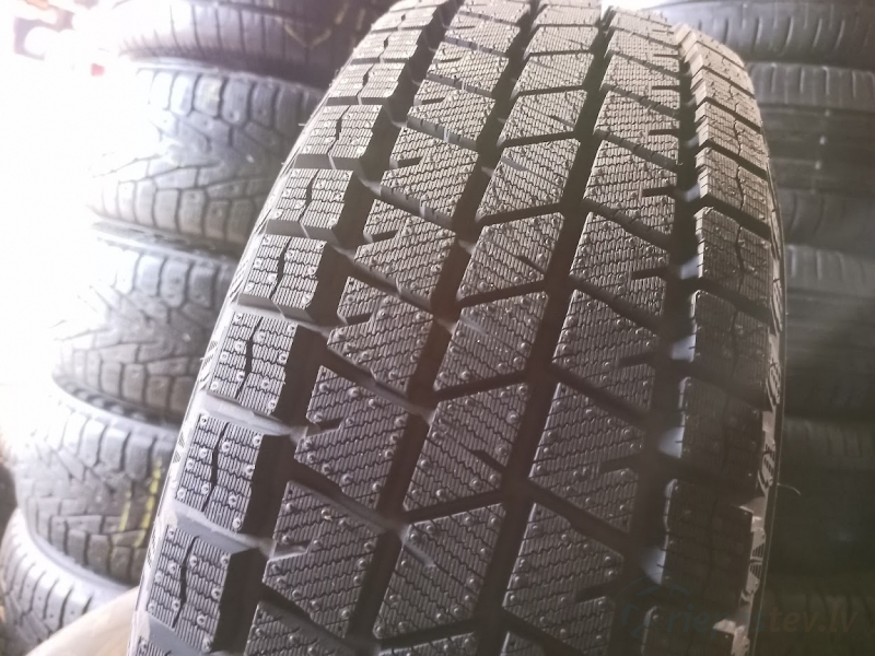 Sailun Ice Blazer Arctic Suv 