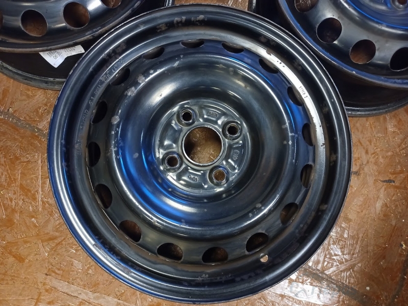 Toyota, Suzuki, Subaru, Perodua, Maruti, Daihatsu tērauda diski 