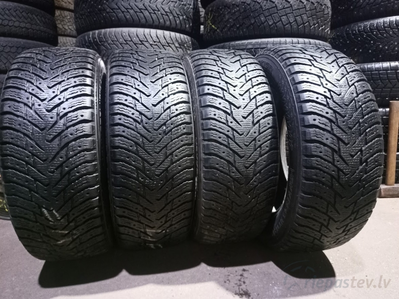 Nokian Hakkapeliitta 8 SuV 103T
