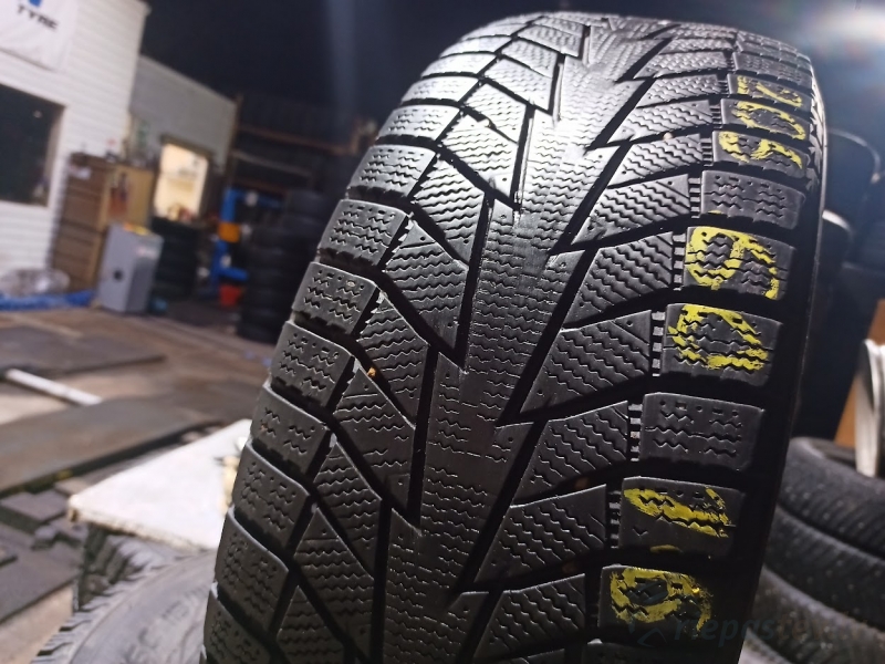 Hankook Winter I'Cept IZ2 96T
