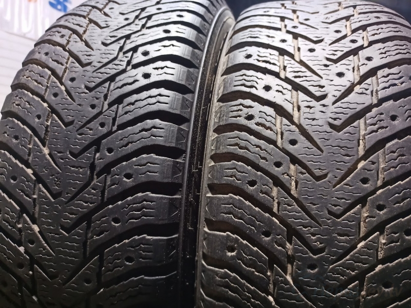 Nokian Hakkapeliitta 8 SuV 102T