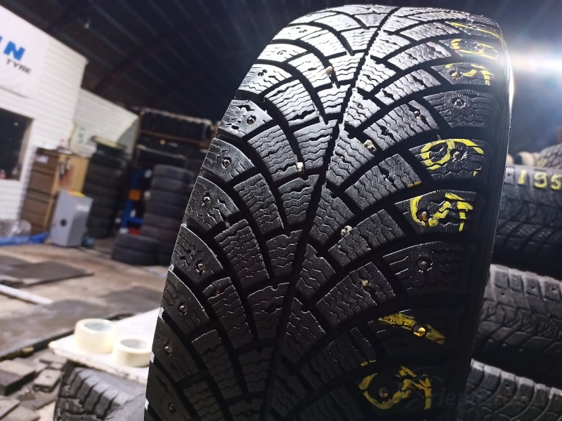 BFGoodrich G-Force Stud 95Q