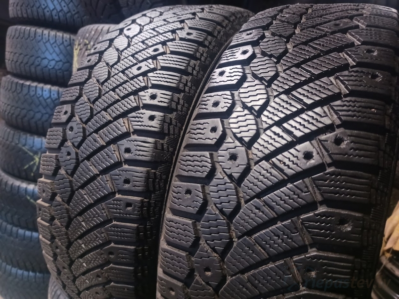 Continental Conti Ice Contact 4x4 102T