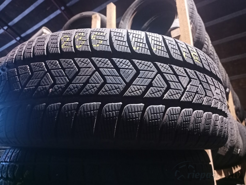 Pirelli Scorpion Winter 104H