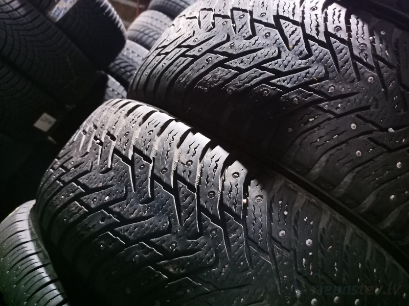 Nokian Hakkapeliitta 8 SuV 104T