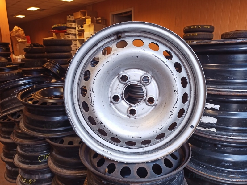 Volkswagen tērauda diski 