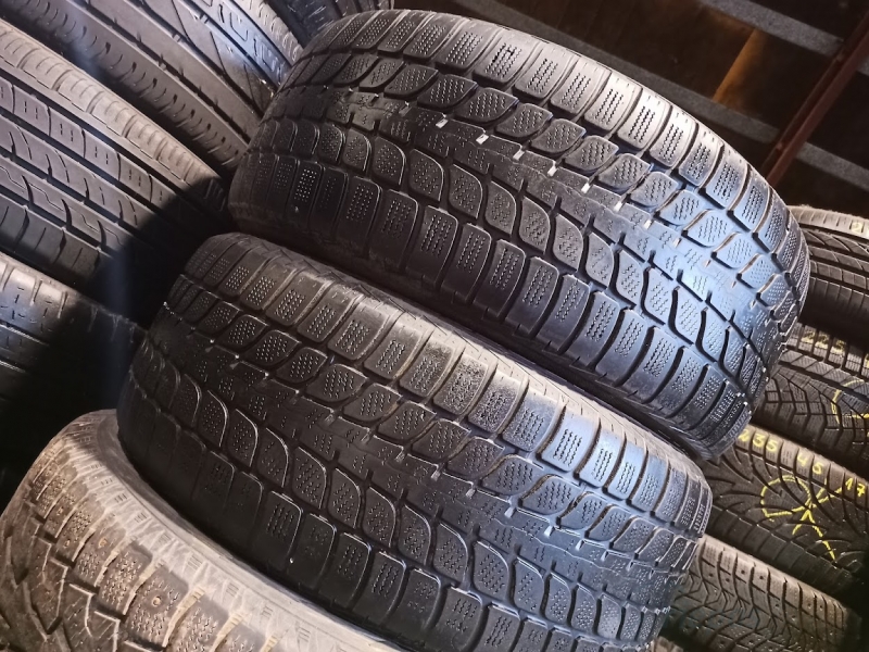 Bridgestone Blizzak LM-25 99H