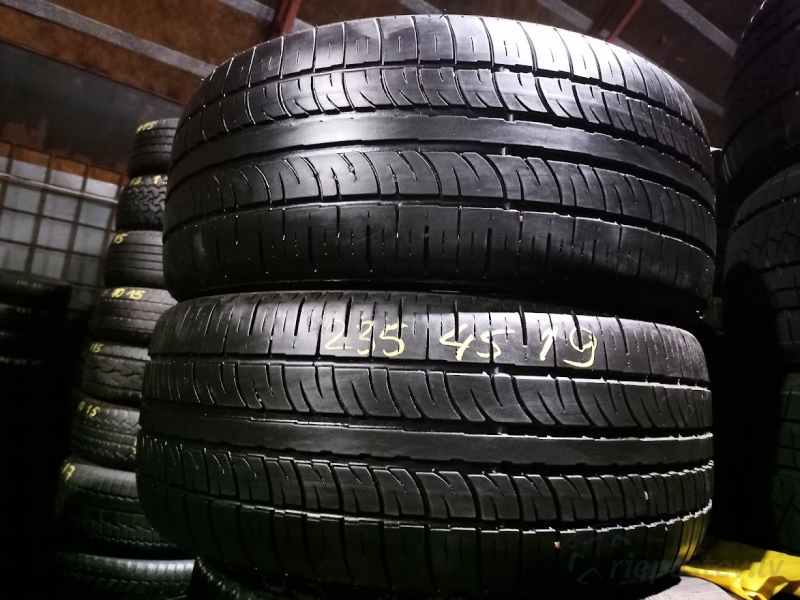 Pirelli Scorpion Zero 99V