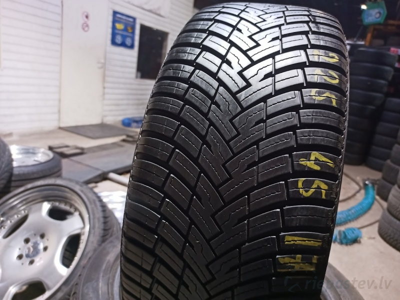 Pirelli All Season Cinturato CF2 94W