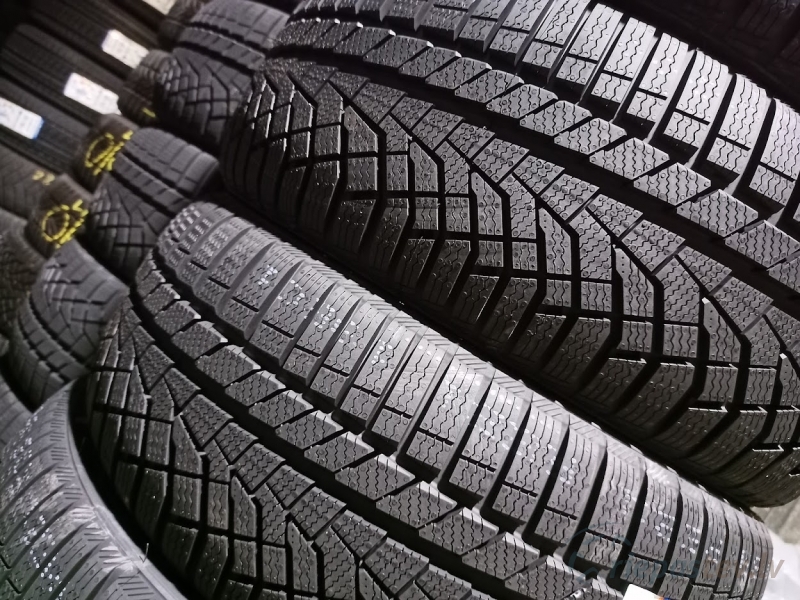 Sailun Ice Blazer Alpine Evo 1 104H