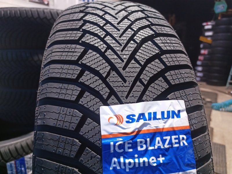 Sailun Ice Blazer Alpine+ 98H