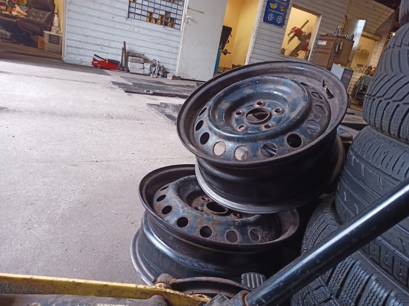 Toyota, Lexus tērauda diski 