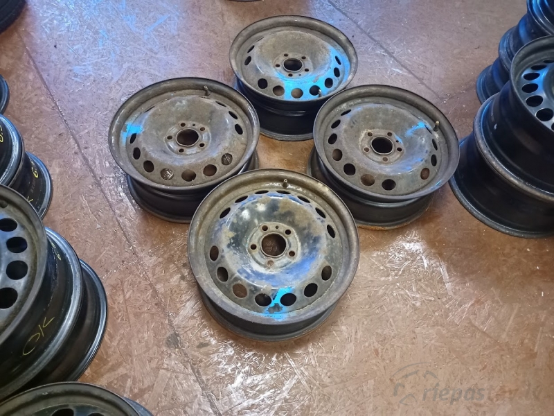 Volvo tērauda diski 