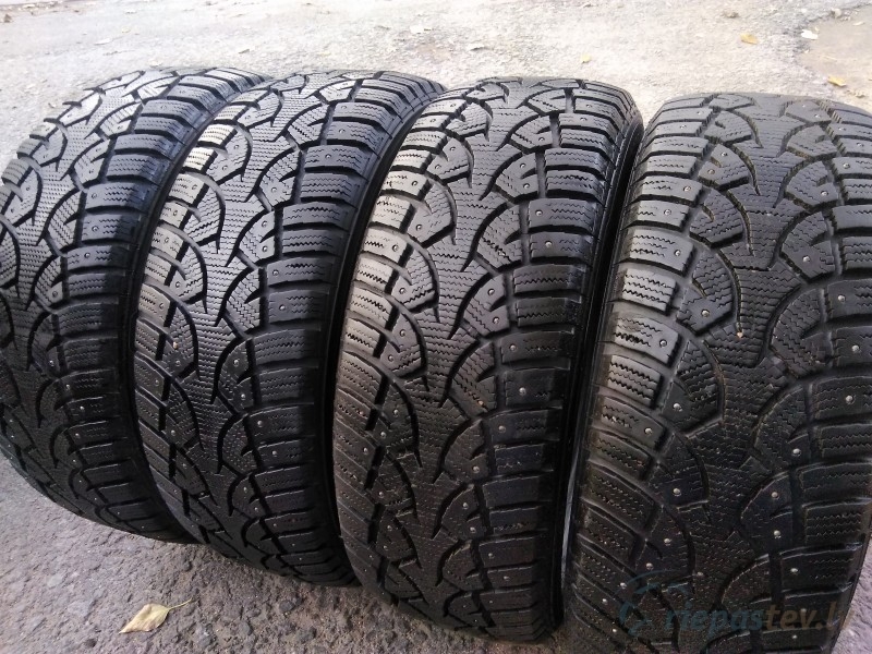 Ziemas riepas / Зимние покрышки Ar radzem / С шипами 95T