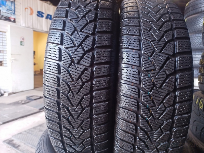 Uniroyal Winter Expert 84T