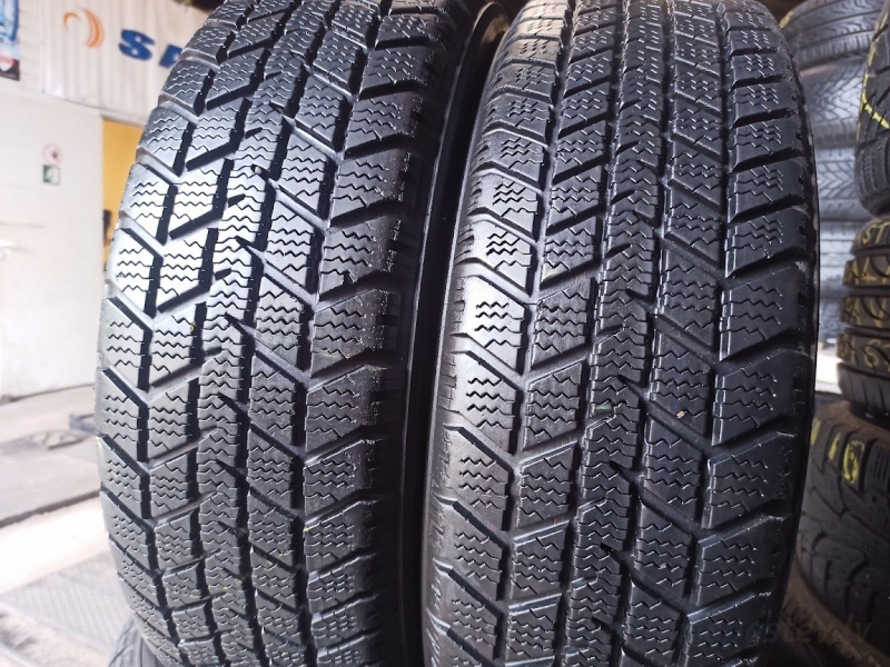 GT Radial Champiro WT-70 84T