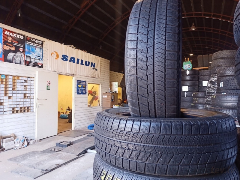 Bridgestone WRX Summer 88T