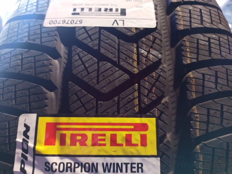 Pirelli Scorpion Winter 