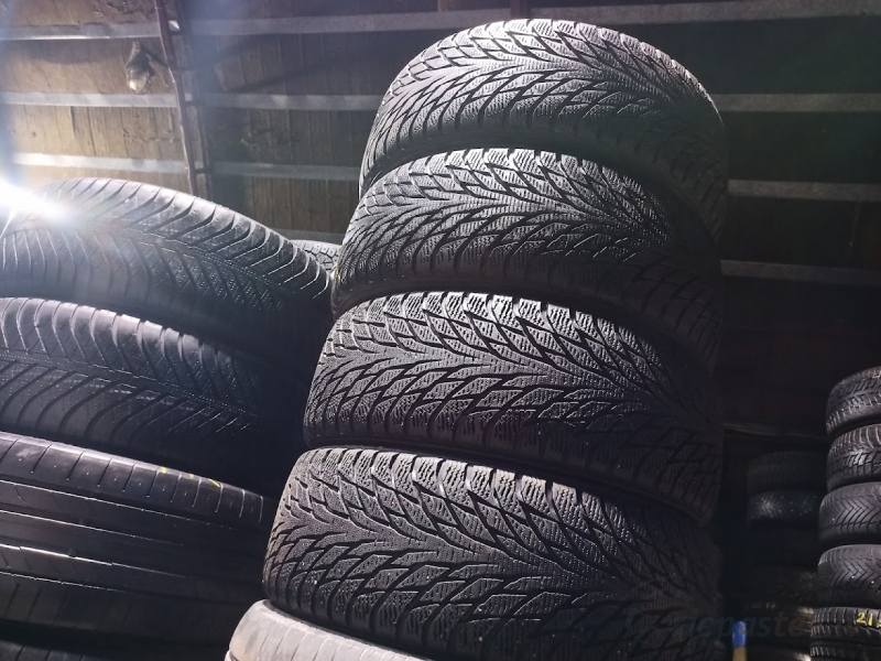 Nokian Hakkapeliitta R2 94R