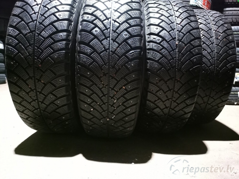 BFGoodrich G-Force Stud 95Q