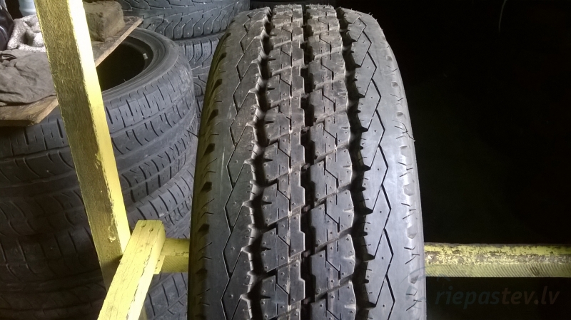 Bridgestone Duravis 104R