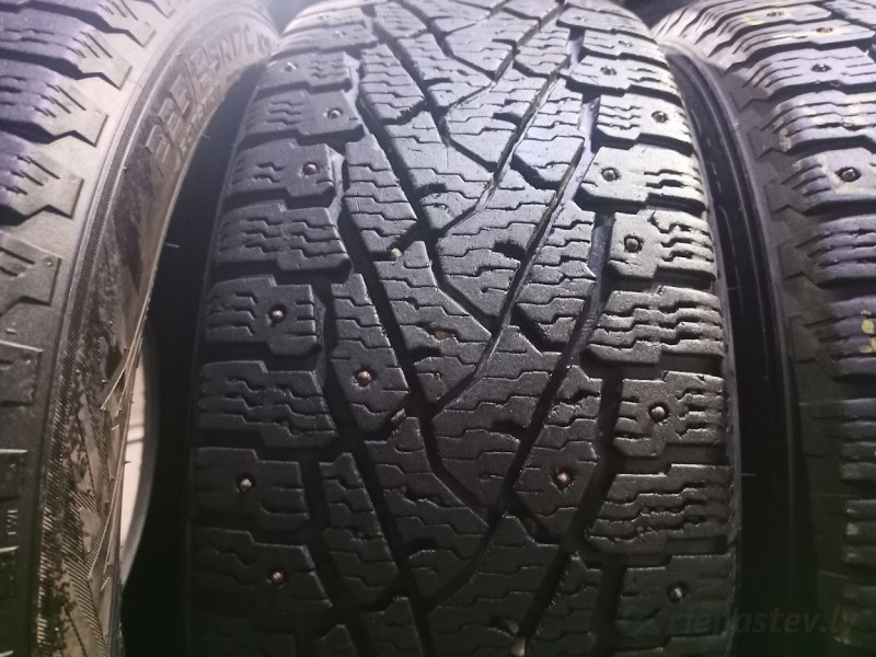 Nokian Hakkapeliitta C3 109R