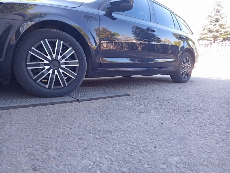 Dekorativie diski (uzlikas - kalpaki) - JAUNI 