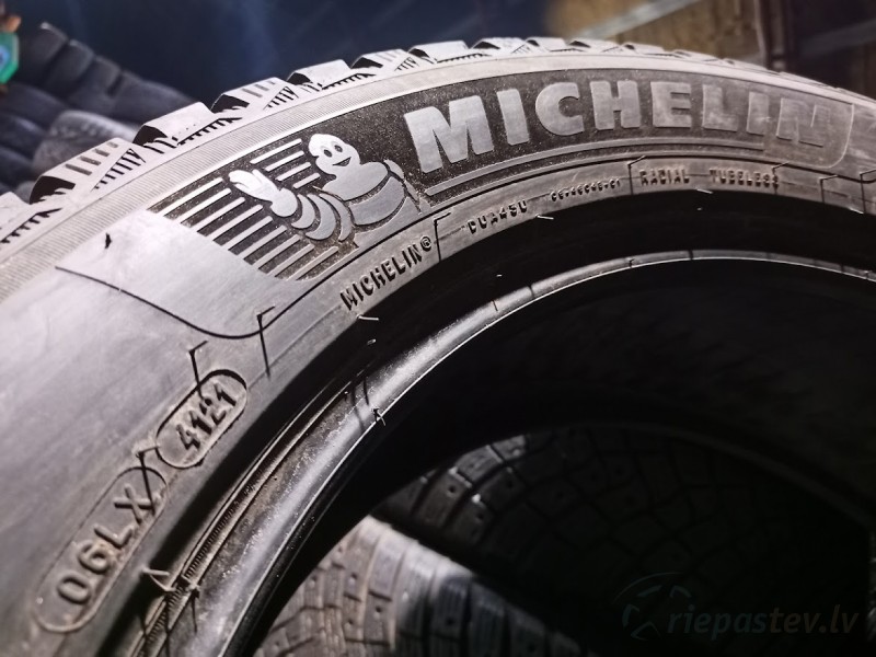 Michelin X-Ice North 4 Suv 105T