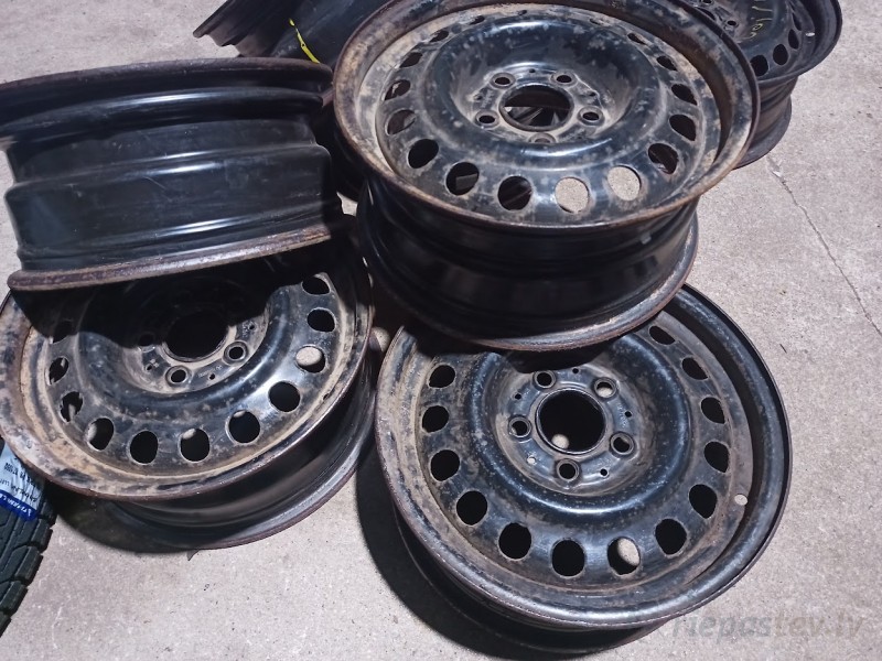 Mercedes tērauda diski 